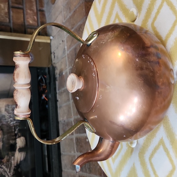 Vintage TAGUS Copper And Brass Teapot with Wooden Handle made In Portugal - Picture 2 of 9
